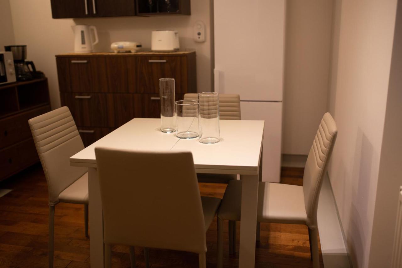 Alessia Apartment In The Old Town Тимишоара Екстериор снимка