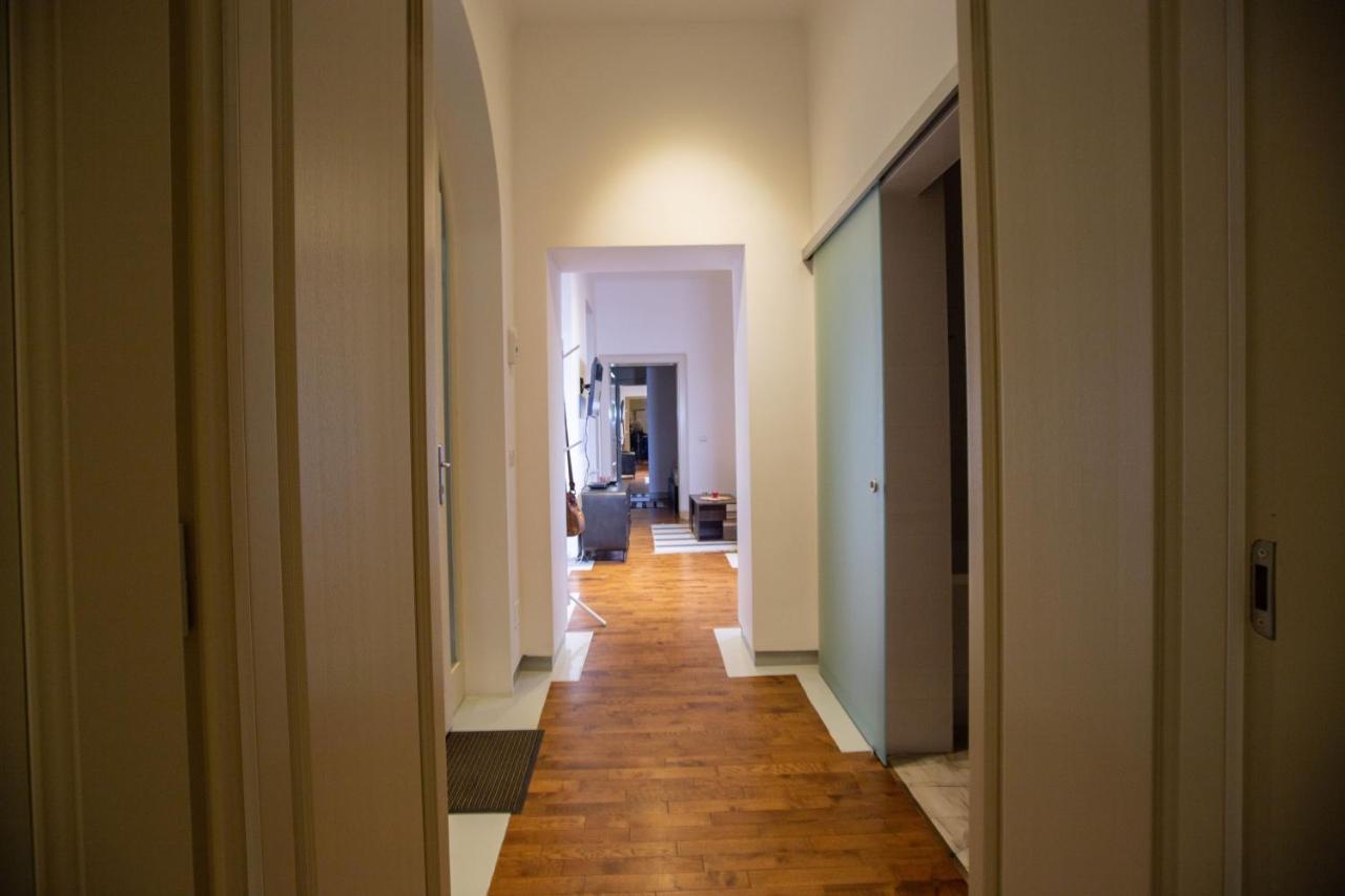 Alessia Apartment In The Old Town Тимишоара Екстериор снимка